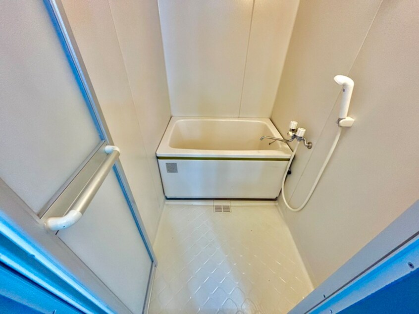 バス／シャワールーム等 春木マンション