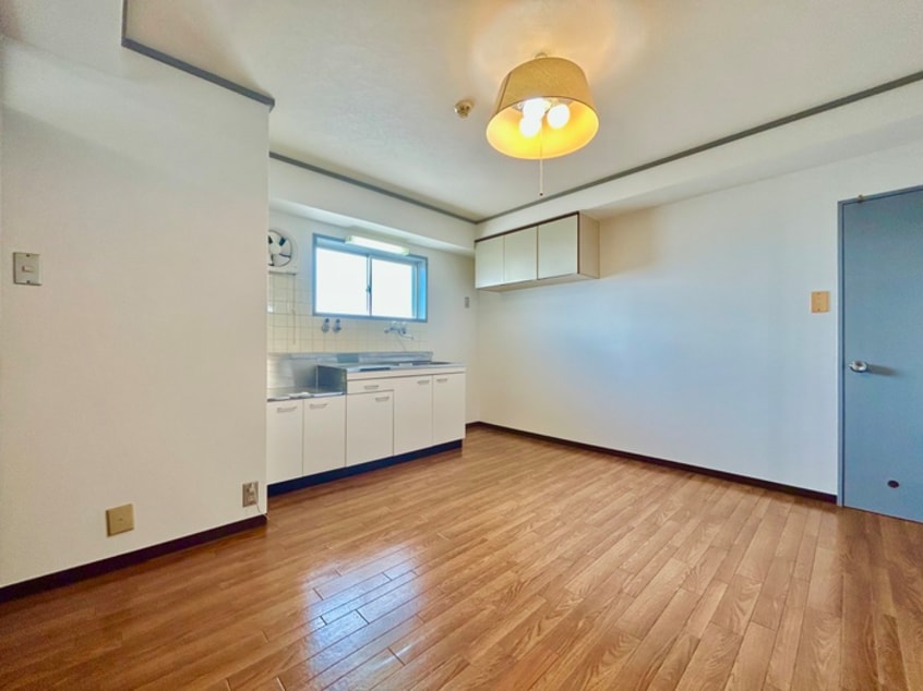 居室 春木マンション