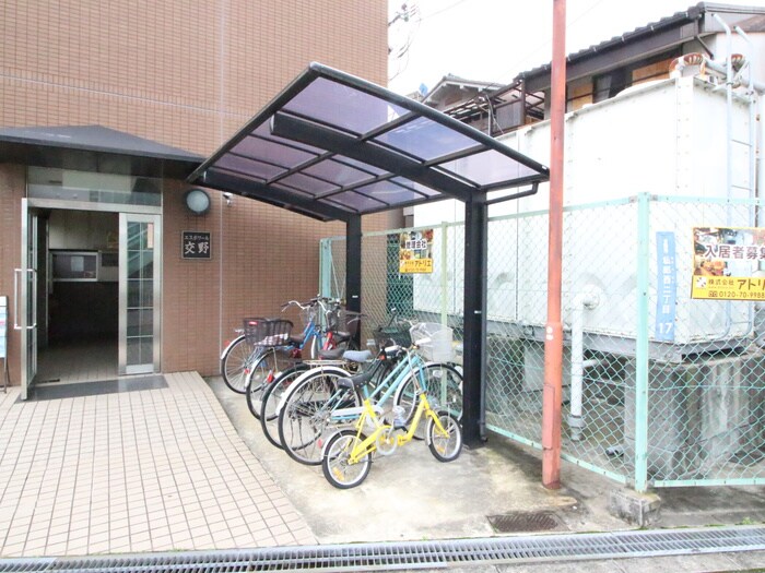 駐輪場 エスポワ－ル交野