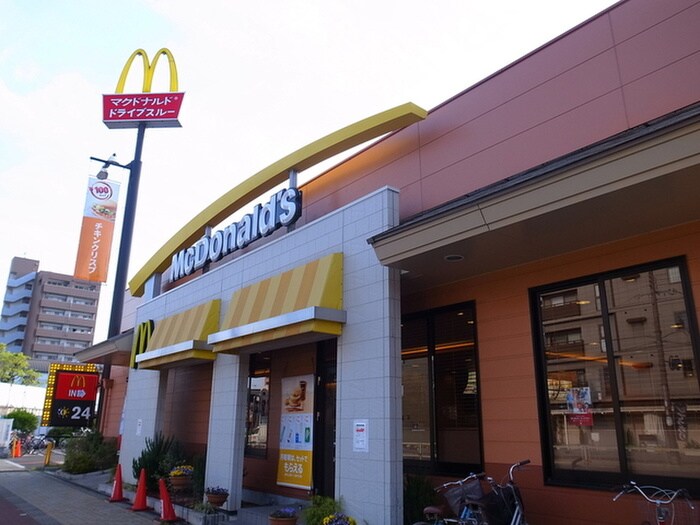 マクドナルド 新深江店(ファストフード)まで149m フジパレス新深江