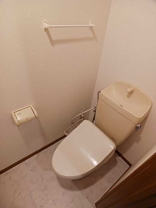 トイレ サンエイトＤ