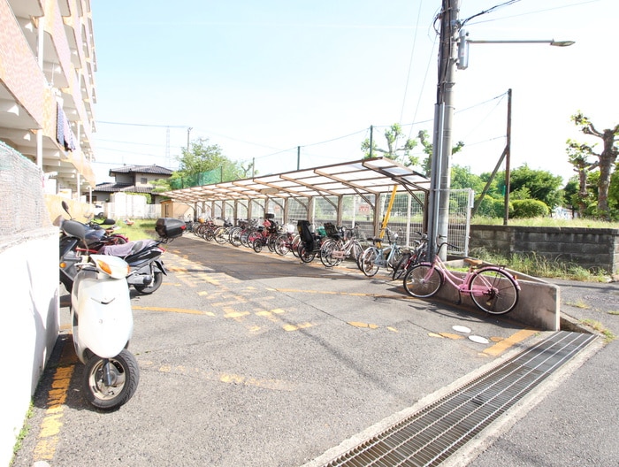 駐輪場 パ－クアベニュ－中井
