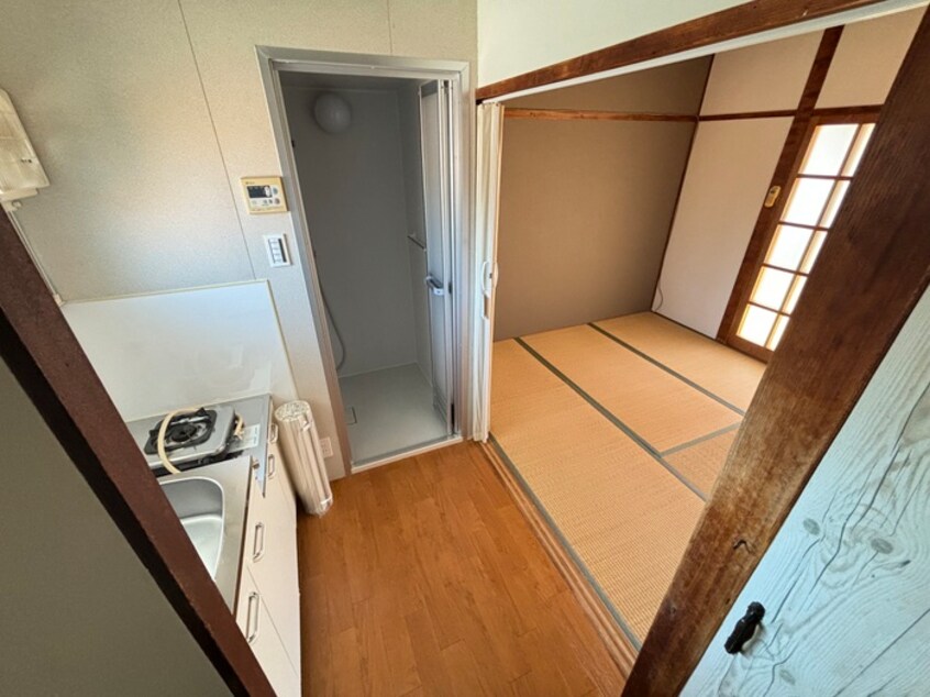 廊下 一里山アパート