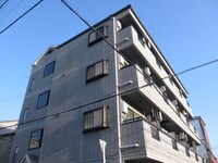 アリーナツムラ