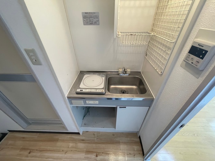 キッチン アリ－ナツムラ