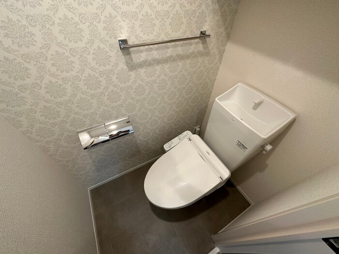 トイレ フェリ－チェ