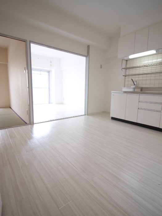 居室 カーサ・ベイジュ