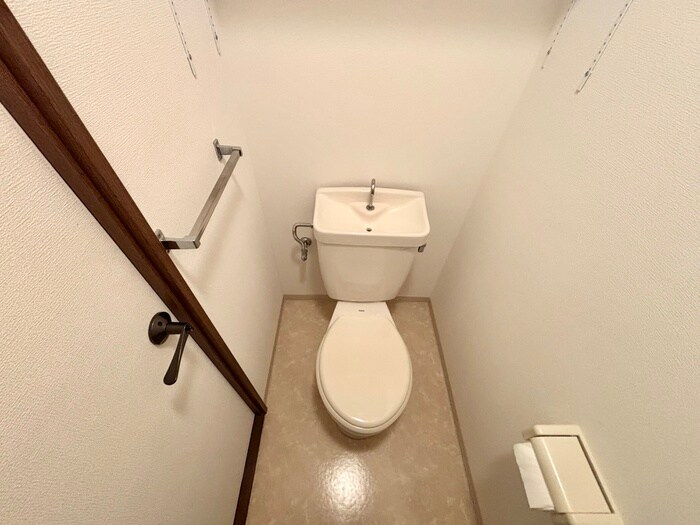 トイレ ドムール若山