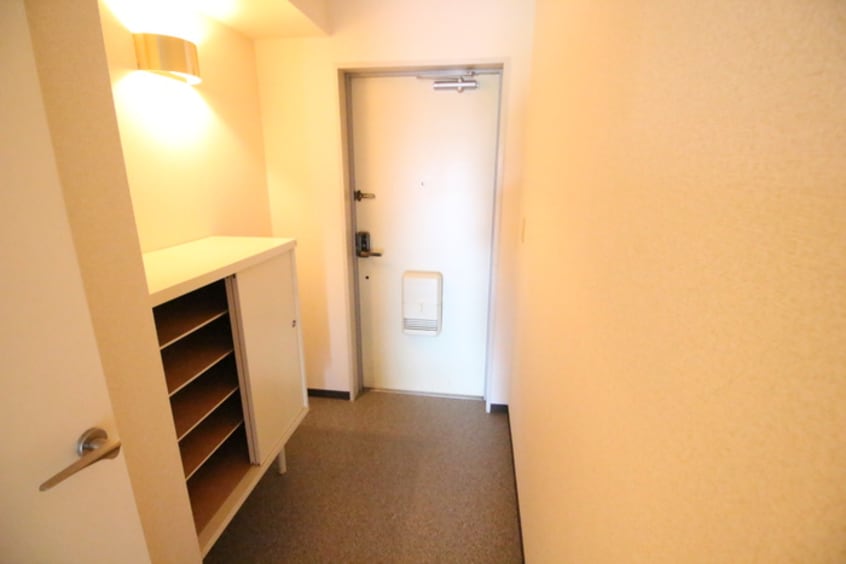 玄関 ラポ－ト長谷川