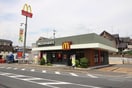 マクドナルド(ファストフード)まで500m ラポ－ト長谷川