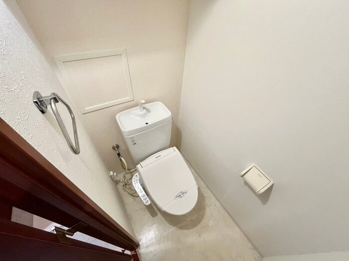 トイレ アウロ－ラ武庫之荘