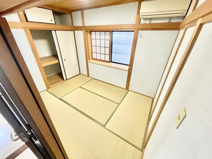 居室 岸和田２丁目貸家