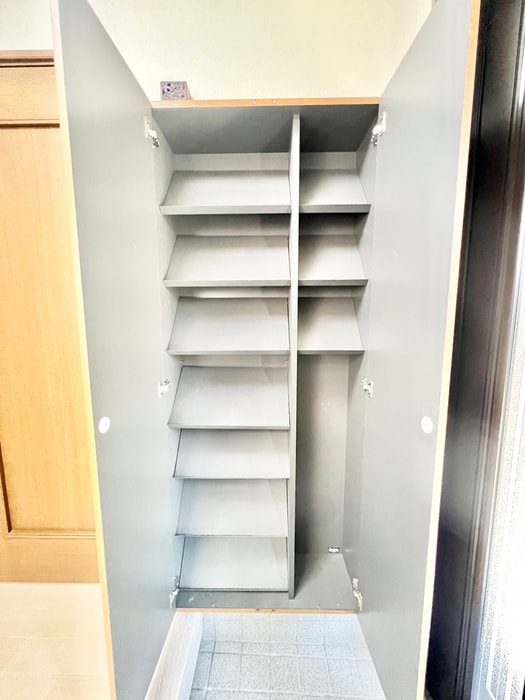 靴箱 岸和田２丁目貸家