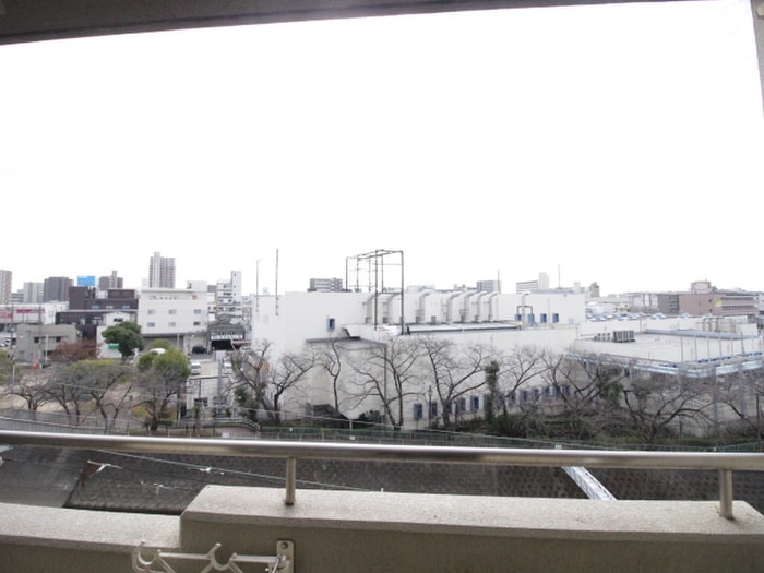 室内からの展望 ファミ－ル永田