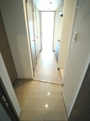 玄関 LUXENA　KADOMA