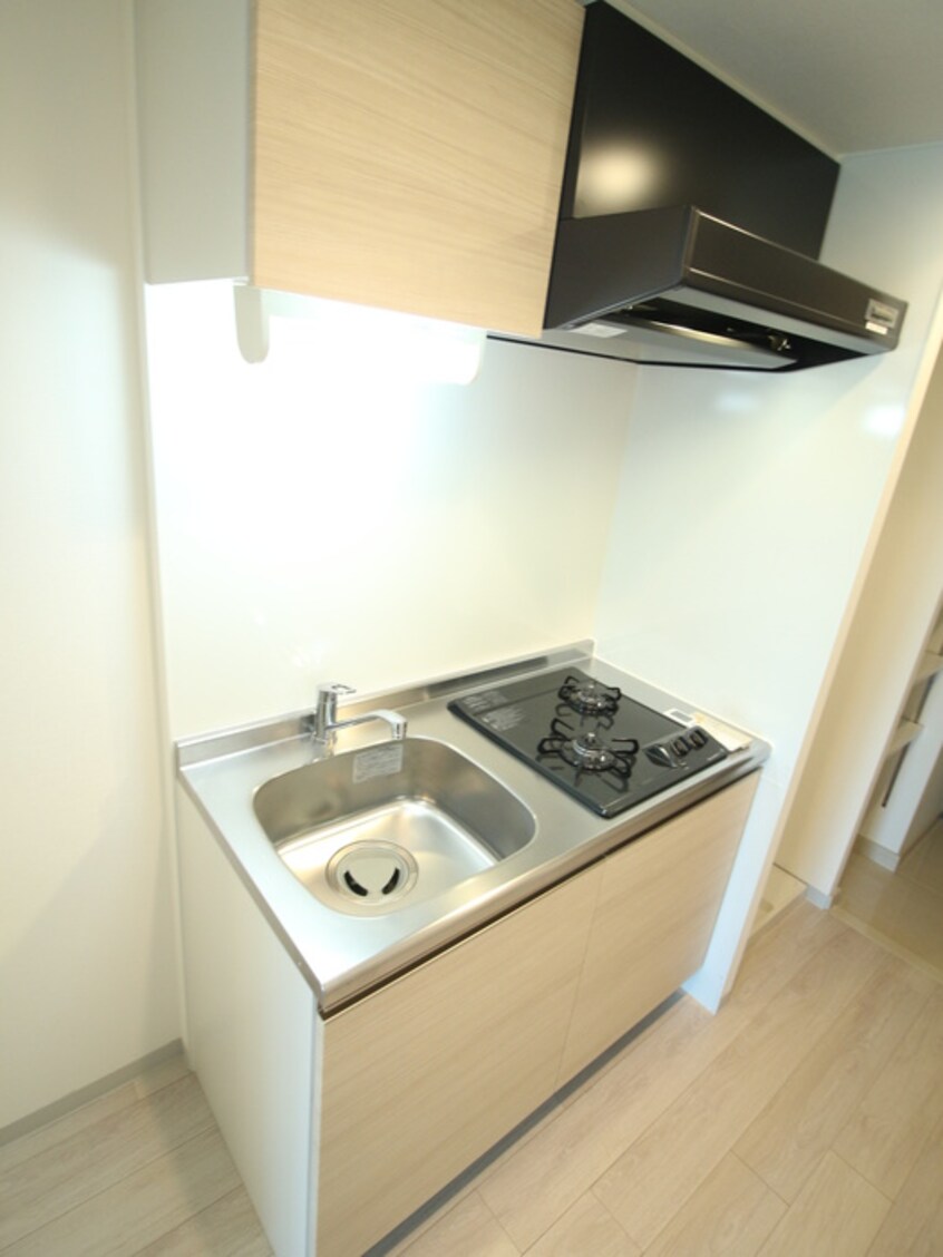 キッチン LUXENA　KADOMA