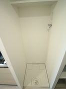 洗濯機置場 LUXENA　KADOMA