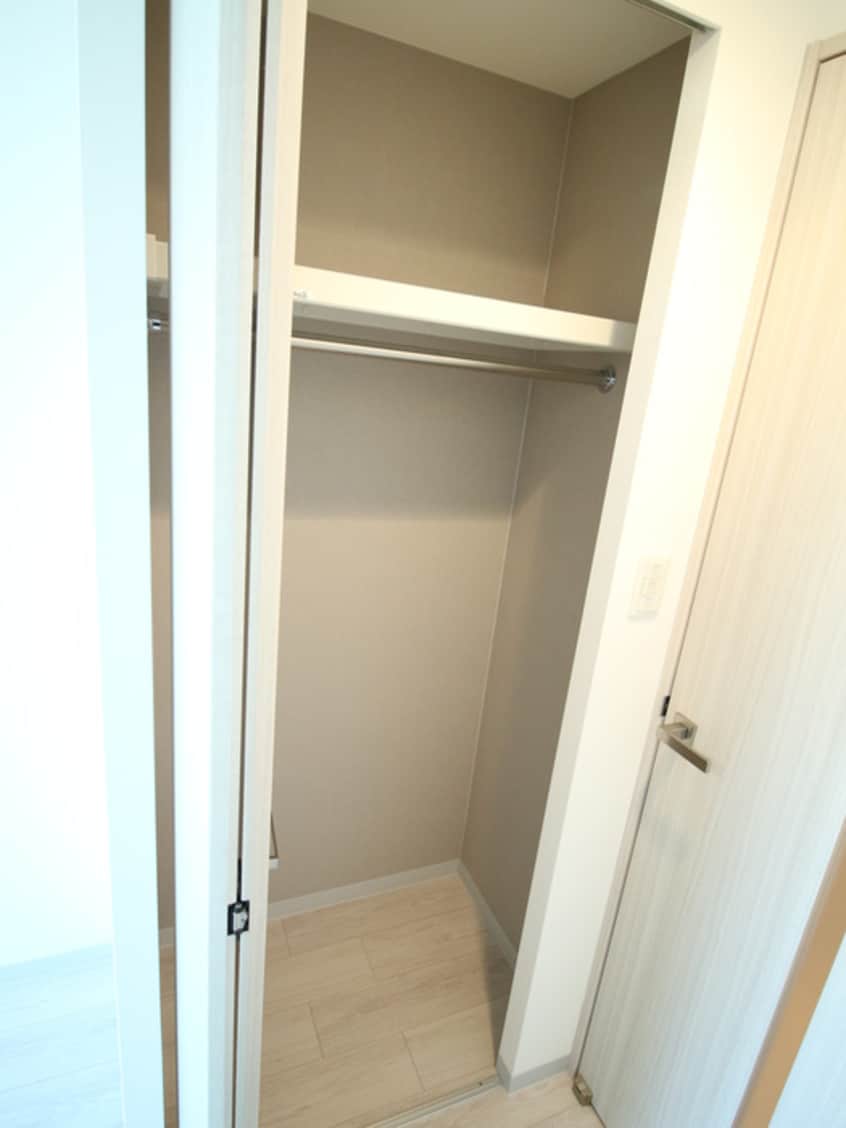 収納 LUXENA　KADOMA