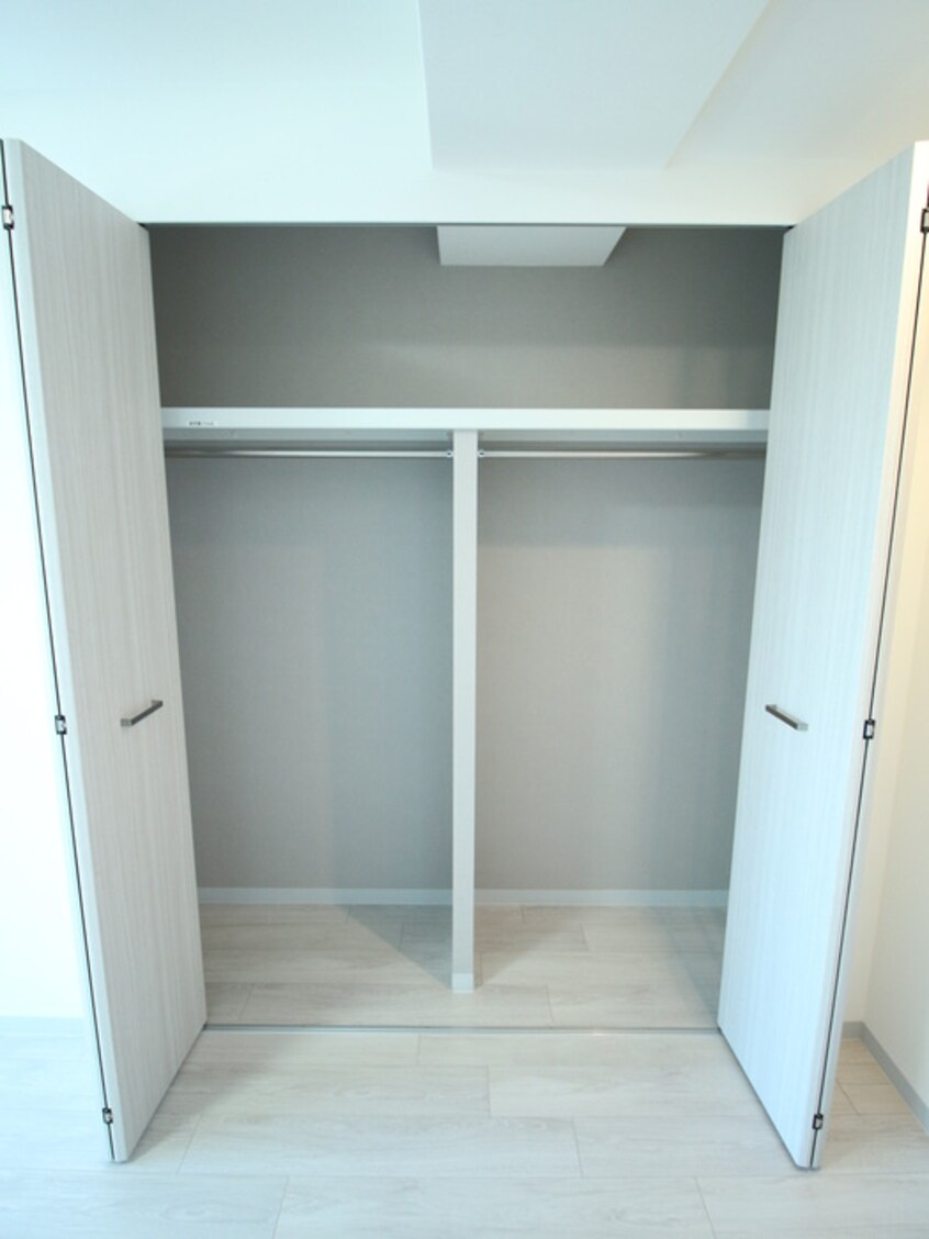 収納 LUXENA　KADOMA