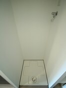 洗濯機置場 LUXENA　KADOMA