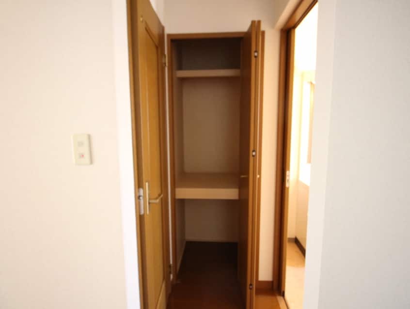 収納 アンシャンテ・シェソワ