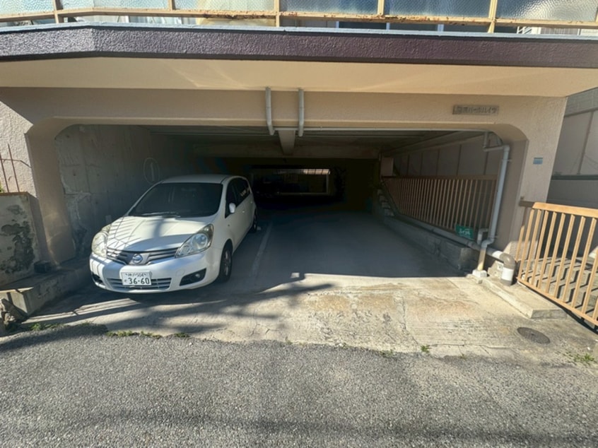 駐車場 篠原パ－ルハイツ