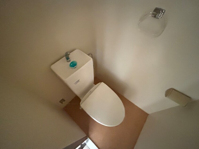 トイレ シルバーシャトー太秦