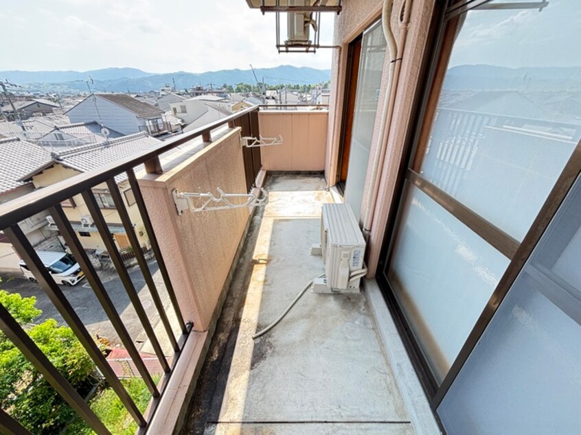 ベランダ・バルコニー シルバーシャトー太秦