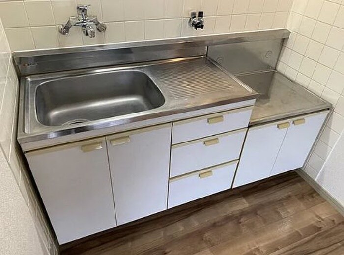 キッチン エクレールⅢ