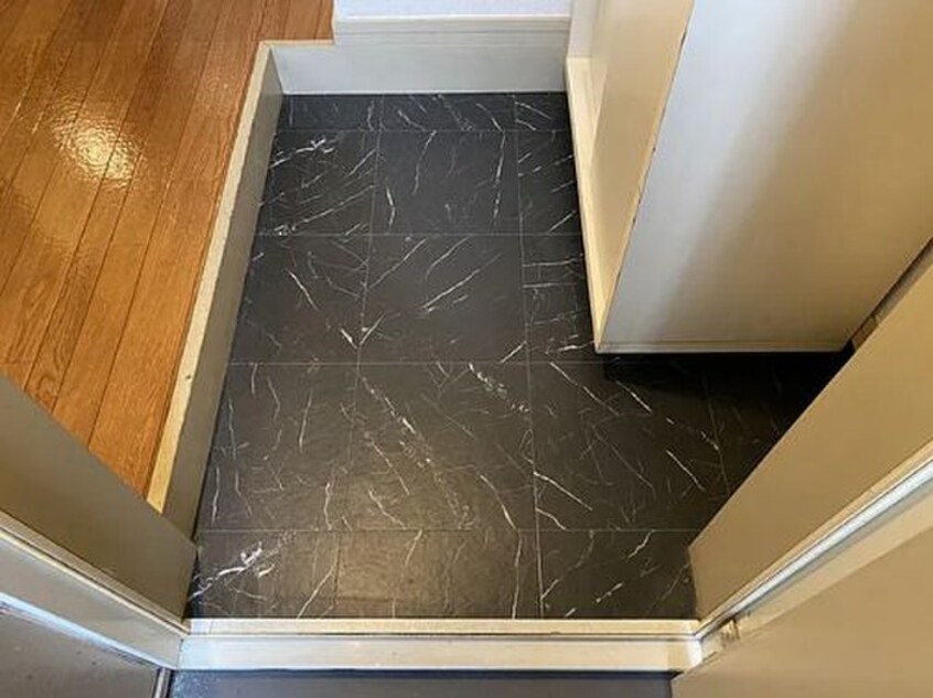 玄関 エクレールⅢ