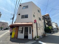 メゾンユタカ