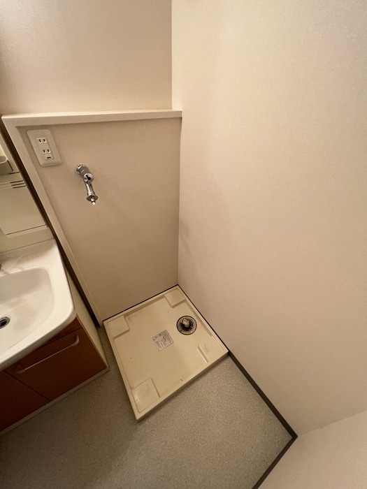 洗濯機置場 CASA REGGIA(ｶｰｻﾚｯｼﾞｱ）