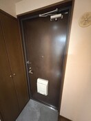 玄関 CASA REGGIA(ｶｰｻﾚｯｼﾞｱ）