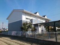 サンモール板原