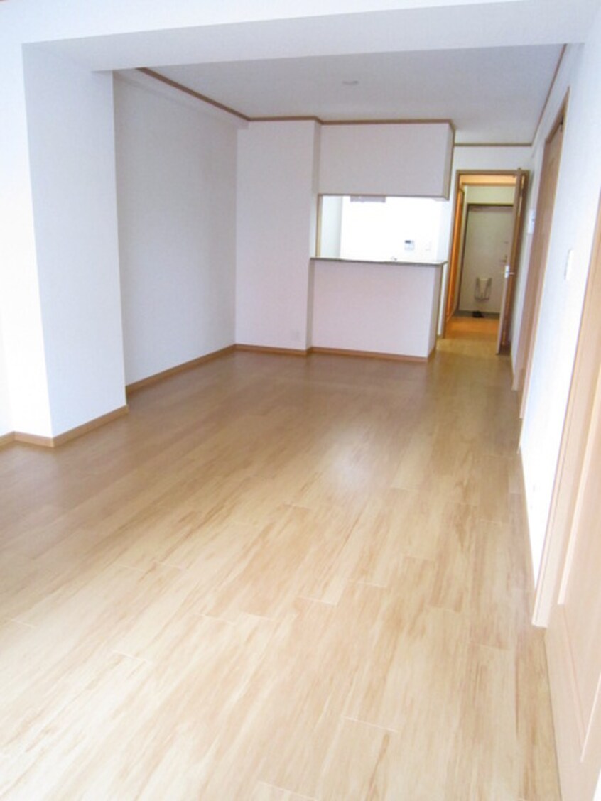 居室 コンフォレスト三条