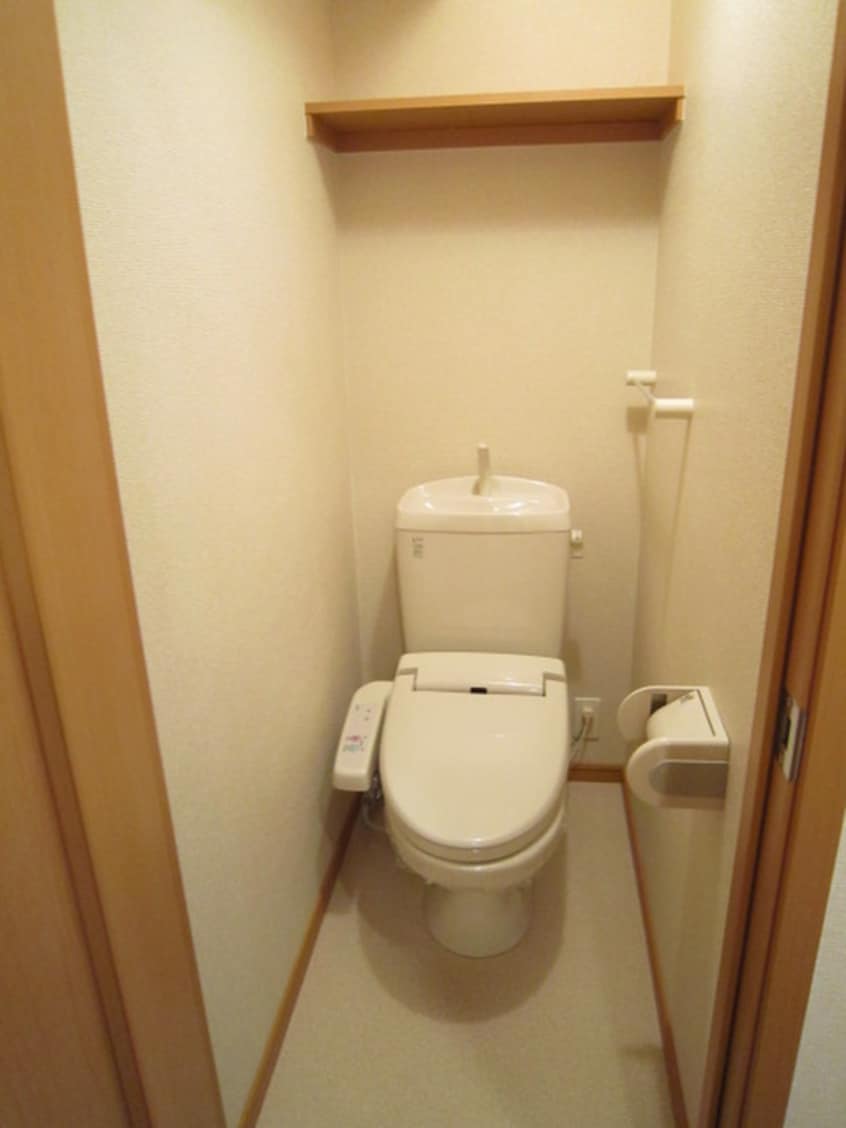 トイレ コンフォレスト三条