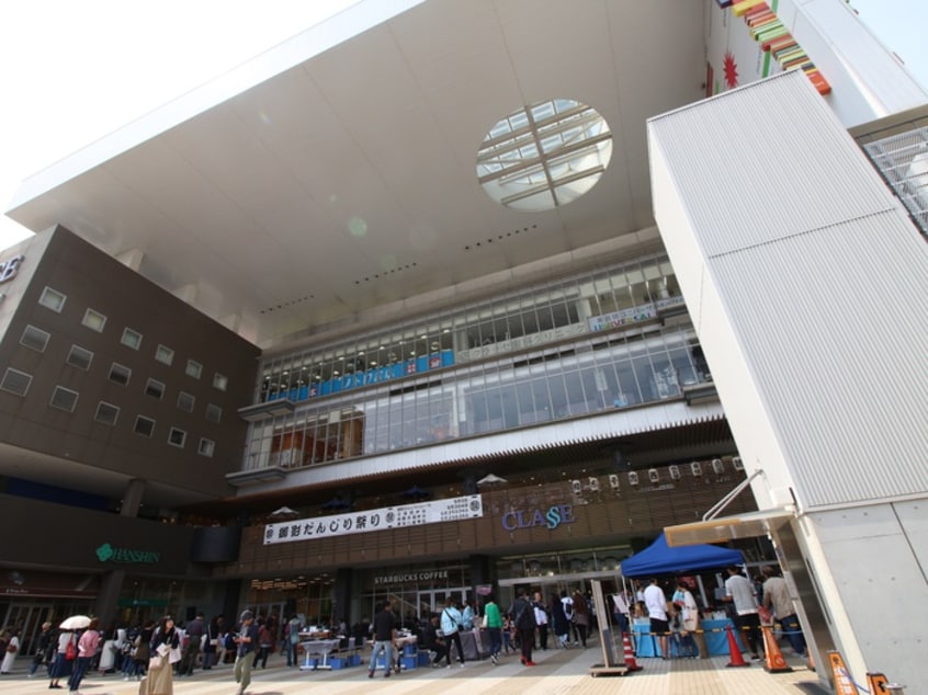 御影クラッセ(ショッピングセンター/アウトレットモール)まで1700m シティーホームズ魚崎