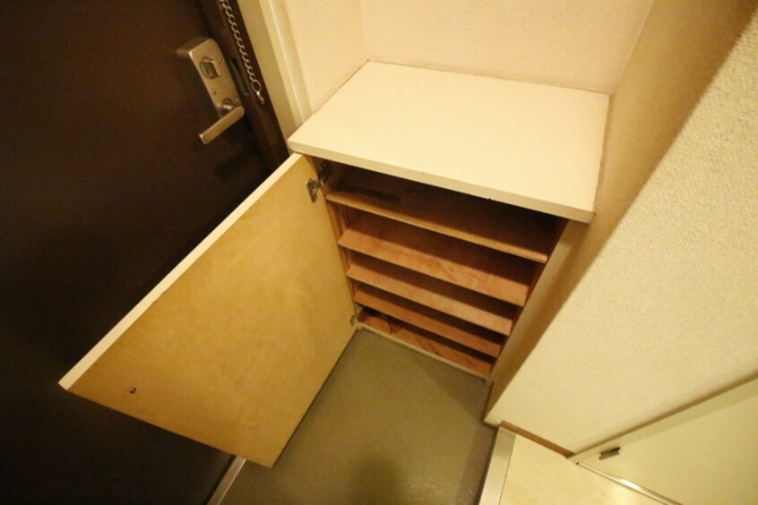 靴箱 ソレーユコニシ