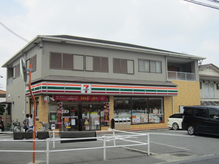 セブンイレブン枚方津田駅前店(コンビニ)まで400m リバ－ランド・ジョイＥ