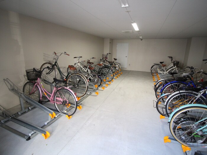 駐輪場 スプランディッド三国Ⅰ