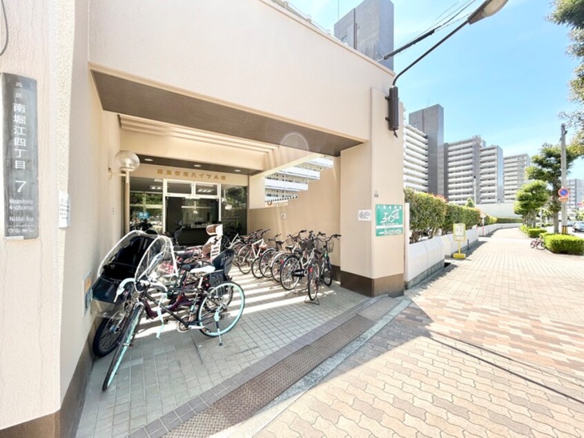 エントランス部分 西道頓堀ハイツＡ棟