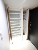 靴箱 リーガル四ツ橋立売堀Ⅱ