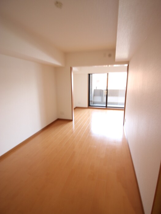 居室 リーガル四ツ橋立売堀Ⅱ