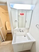 洗面 Arendelle Sallier