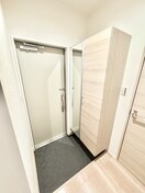 玄関 Arendelle Sallier