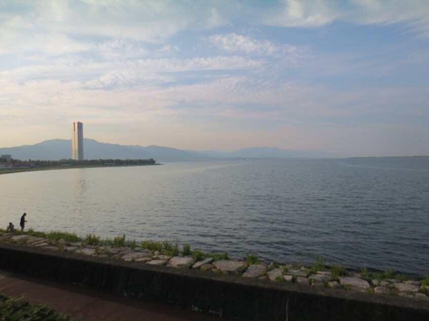 なぎさ公園(公園)まで1100m ハイツ初田