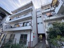 寿マンションの外観