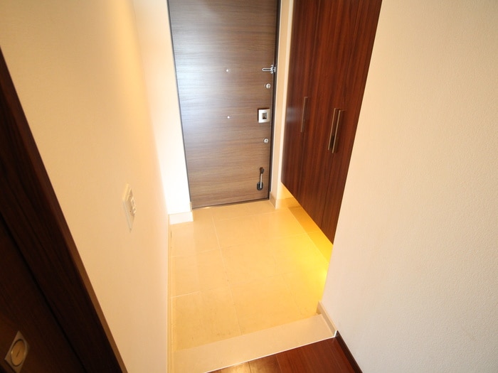玄関 プラウド千里山田（506）