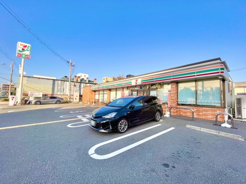 セブンイレブン大阪今川8丁目店(コンビニ)まで160m ビーバーハイツ駒川