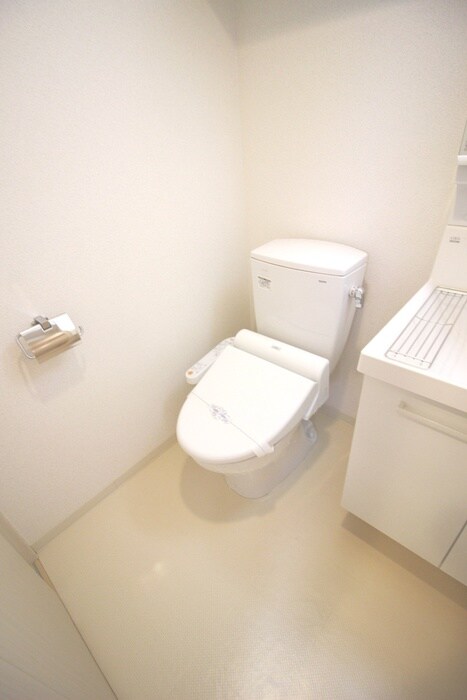トイレ ｴｽﾃﾑｺｰﾄ新大阪Ⅸｸﾞﾗﾝﾌﾞﾗｲﾄ(1109)